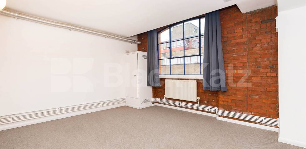 			2 Bedroom, 1 bath, 1 reception Apartment			 Dove Road, ISLINGTON/CANONBURY